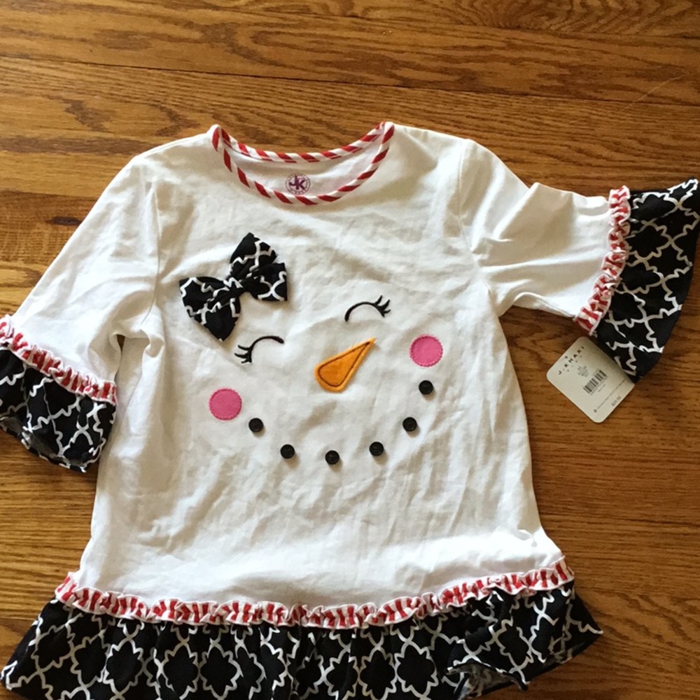 Girls shirt.